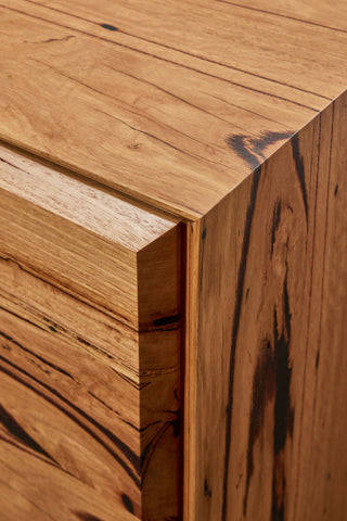 Montera Sideboard
